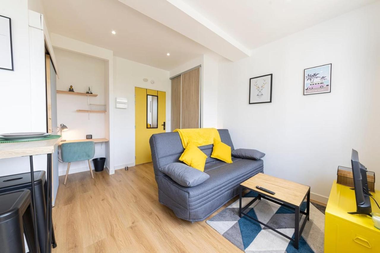 Apartamento Le Yellow, Studio Renove, Tout Confort, Jardin Saint-Jacques-de-la-Lande Exterior foto