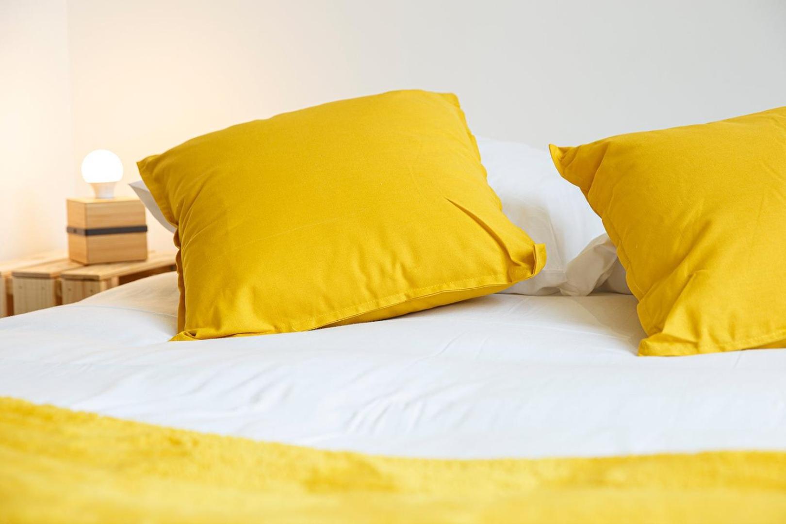 Apartamento Le Yellow, Studio Renove, Tout Confort, Jardin Saint-Jacques-de-la-Lande Exterior foto